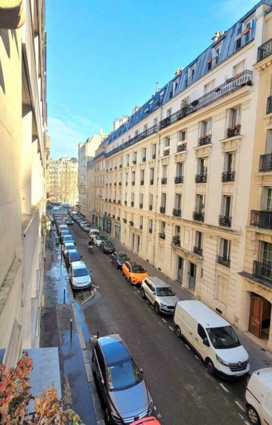 third image - rue descombes vue rue - 600h webp