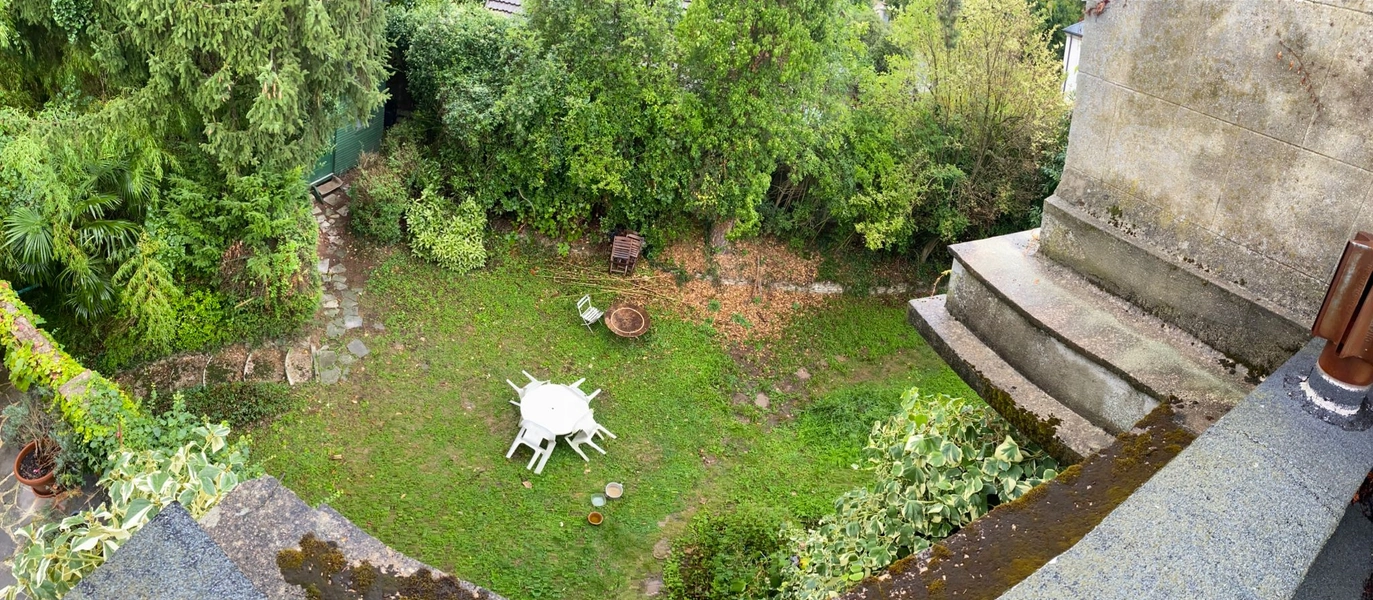 third image - maison louveciennes jardin grand angle - webp